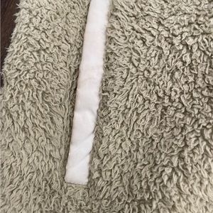 Patagonia vest size medium